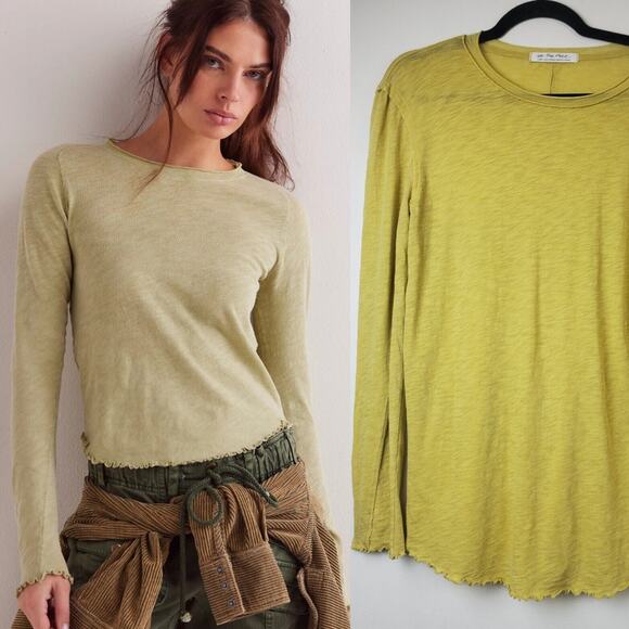 Free People Womens Large Be MY BABY Long Sleeve Tee Top Lightweight Lettuce Hem - Picture 1 of 11
